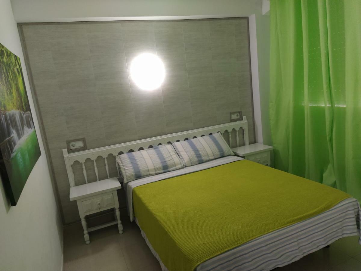 Apartamento Primera Linea De Mar ロスピタレート・デ・リンファント エクステリア 写真