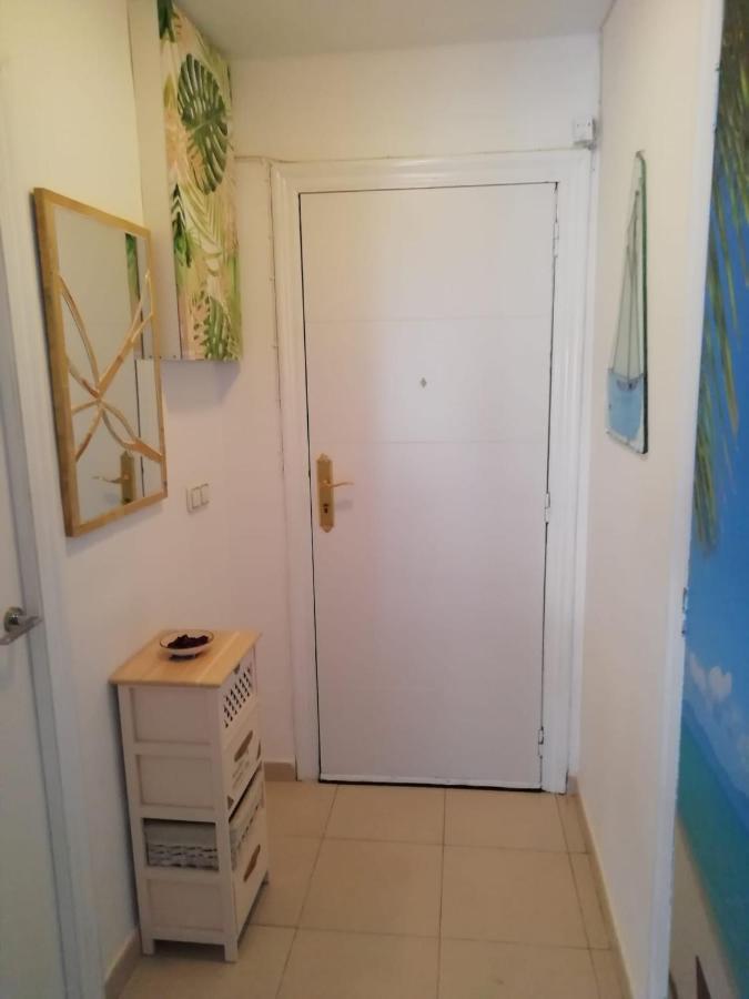 Apartamento Primera Linea De Mar ロスピタレート・デ・リンファント エクステリア 写真